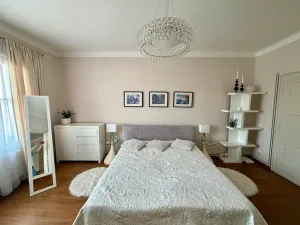 Pronájem bytu 2+1, Praha - Bubeneč, Rooseveltova, 70 m2