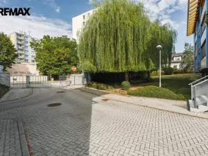 Pronájem bytu 2+kk, Praha - Liboc, U stanice, 69 m2
