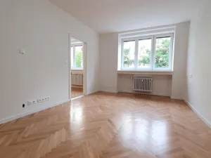 Pronájem bytu 2+1, Praha - Podolí, Podolská, 75 m2