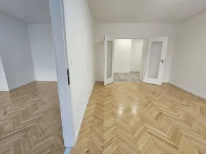 Pronájem bytu 2+1, Praha - Podolí, Podolská, 75 m2