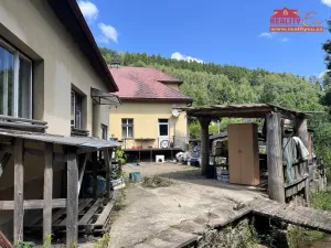 Prodej rodinného domu, Hronov - Velký Dřevíč, 260 m2
