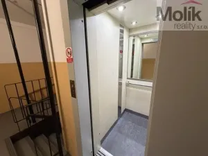 Pronájem bytu 2+kk, Bílina - Újezdské Předměstí, Síbova, 44 m2