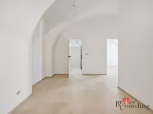 Prodej bytu 2+kk, Jince, Slavíkova, 88 m2