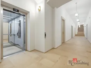 Prodej bytu 2+kk, Jince, Slavíkova, 88 m2