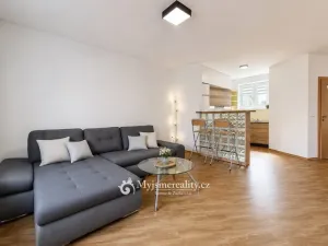 Pronájem bytu 2+kk, Znojmo, Přímětická, 48 m2