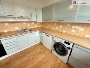 Pronájem bytu 3+1, Praha - Hlubočepy, Lamačova, 66 m2