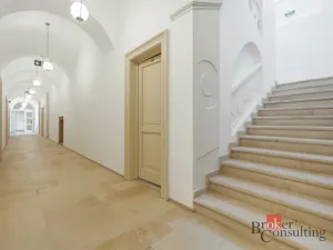 Prodej bytu 1+kk, Jince, Slavíkova, 62 m2
