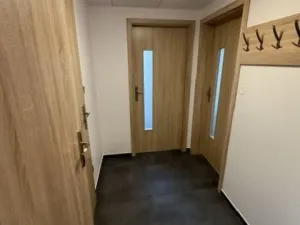 Pronájem bytu 2+kk, Beroun, Husova, 37 m2