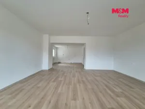 Prodej rodinného domu, Hluboké, 111 m2