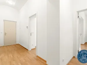 Pronájem bytu 3+kk, Praha - Žižkov, Baranova, 72 m2
