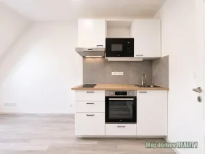 Pronájem bytu 2+1, Praha - Libeň, Vacínova, 43 m2