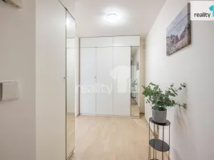 Prodej bytu 2+kk, Praha - Smíchov, Švédská, 56 m2