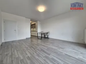Pronájem bytu 2+kk, České Budějovice, Vrbenská, 64 m2