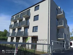 Pronájem bytu 1+kk, Milovice, Topolová, 25 m2