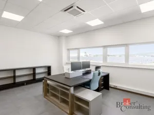Pronájem výrobních prostor, Uherský Brod, Nivnická, 2850 m2