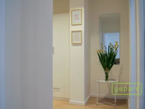 Prodej bytu 2+kk, Praha, Královická, 47 m2