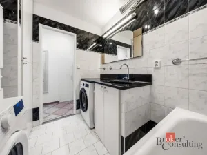 Prodej bytu 3+1, Hradec Králové - Nový Hradec Králové, Hradecká, 82 m2