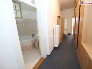 Pronájem bytu 4+1, Karlovy Vary, Moskevská, 130 m2