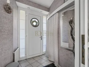 Prodej rodinného domu, Kladno, Ve Strnadovně, 228 m2