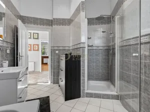 Prodej rodinného domu, Kladno, Ve Strnadovně, 228 m2