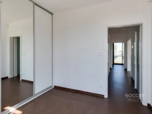 Pronájem rodinného domu, Praha - Horní Počernice, U Zimoviště, 137 m2
