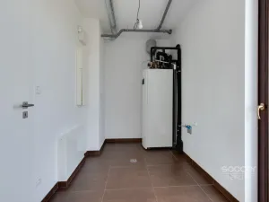 Pronájem rodinného domu, Praha - Horní Počernice, U Zimoviště, 137 m2