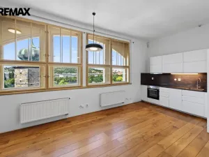 Pronájem bytu 2+kk, Praha - Nové Město, Masarykovo nábřeží, 100 m2