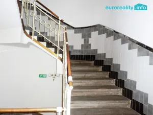 Pronájem kanceláře, Praha, Domažlická, 30 m2