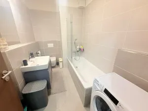 Prodej bytu 2+kk, Praha - Ruzyně, Huppnerova, 53 m2