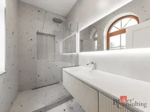 Pronájem vily, Praha - Nebušice, Nebušická, 243 m2