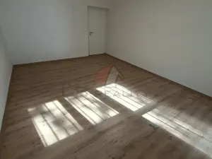 Pronájem bytu 3+1, Pečky, V Horkách, 81 m2