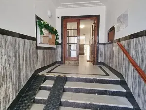 Pronájem bytu 1+1, Praha - Vinohrady, Hradecká, 37 m2