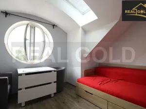 Pronájem bytu 1+kk, Třebíč, Okrajová, 35 m2