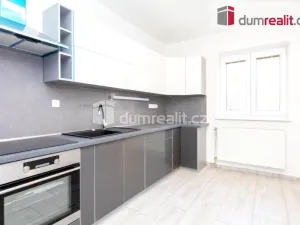 Pronájem bytu 3+1, Ústí nad Labem - Neštěmice, Opletalova, 104 m2