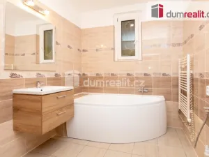 Pronájem bytu 3+1, Ústí nad Labem - Neštěmice, Opletalova, 104 m2