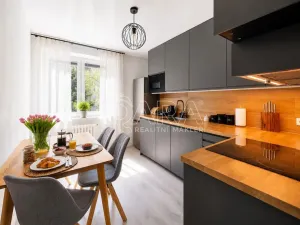 Prodej bytu 2+1, Praha - Libeň, Na Rokytce, 56 m2