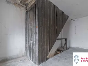 Prodej obchodního prostoru, Rakovník, Husovo náměstí, 622 m2