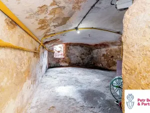 Prodej obchodního prostoru, Rakovník, Husovo náměstí, 622 m2