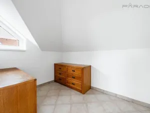 Pronájem rodinného domu, Praha - Březiněves, V pěšinkách, 195 m2
