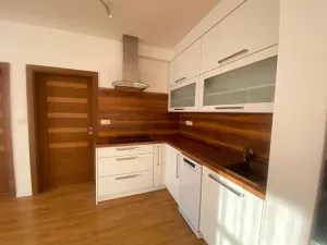 Pronájem bytu 3+kk, Praha - Čakovice, Bermanova, 56 m2