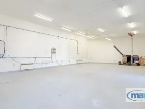 Pronájem skladu, Holice, Hradecká, 317 m2