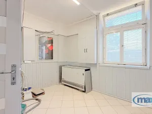 Pronájem skladu, Holice, Hradecká, 317 m2