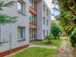 Prodej bytu 2+kk, Praha - Břevnov, Ve Střešovičkách, 44 m2