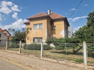 Prodej rodinného domu, Kněževes, Nová Čtvrť, 185 m2