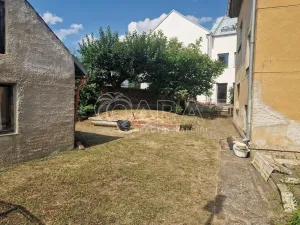 Prodej rodinného domu, Kněževes, Nová Čtvrť, 185 m2