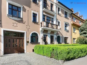 Pronájem bytu 2+kk, Uherské Hradiště, náměstí Míru, 90 m2