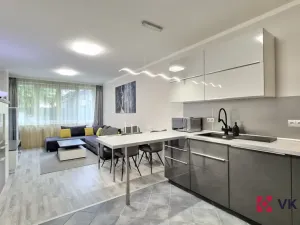 Pronájem bytu 2+kk, Praha - Vokovice, Lužná, 70 m2