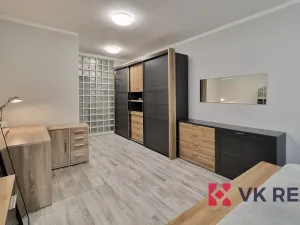 Pronájem bytu 2+kk, Praha - Vokovice, Lužná, 70 m2