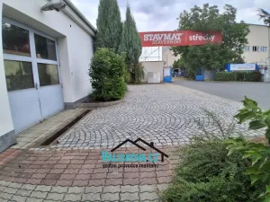 Pronájem výrobních prostor, Kroměříž, 80 m2