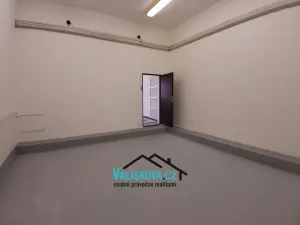 Pronájem výrobních prostor, Kroměříž, 80 m2